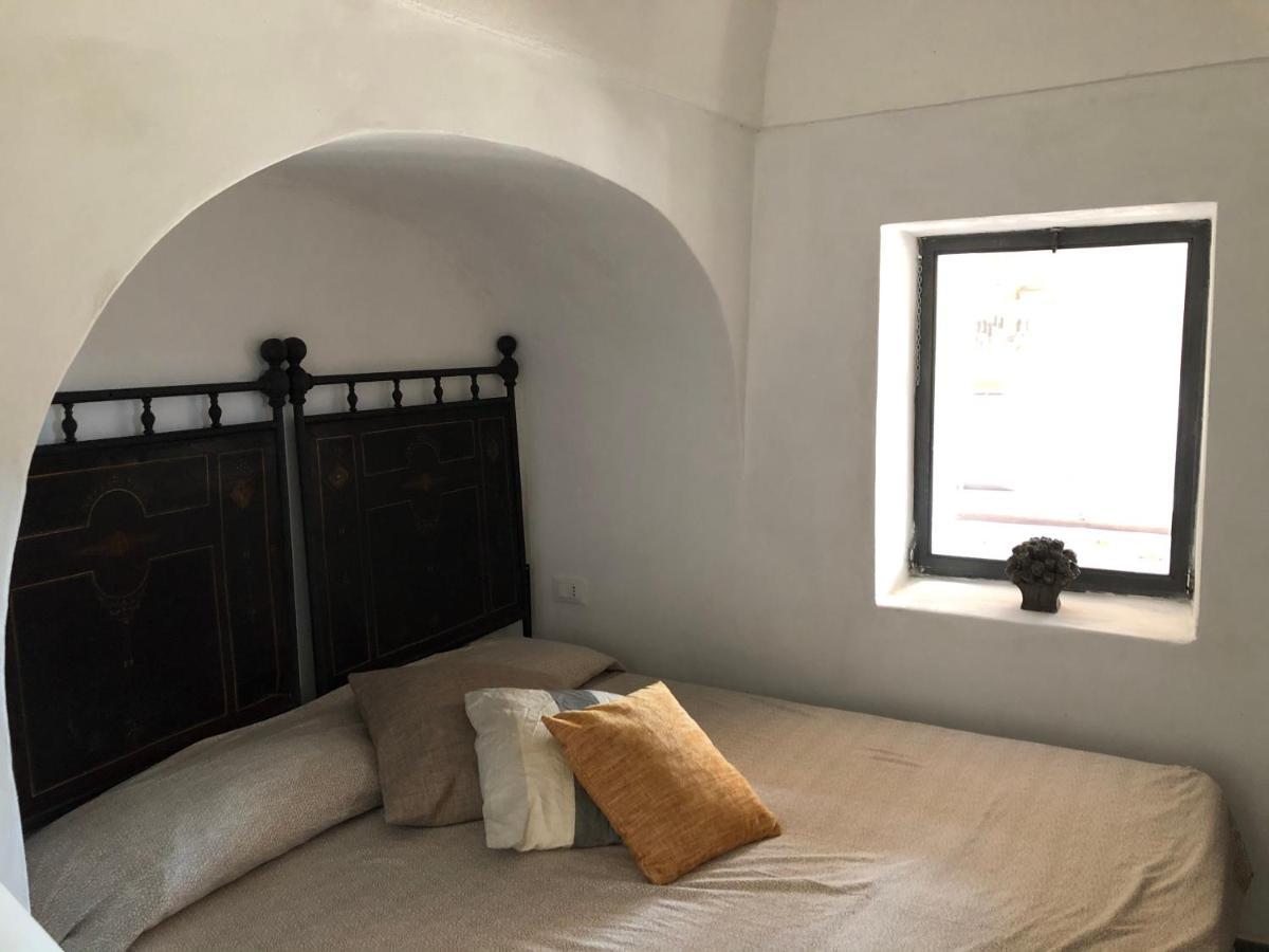 Dammuso Rekhale Villa Scauri  Exteriör bild